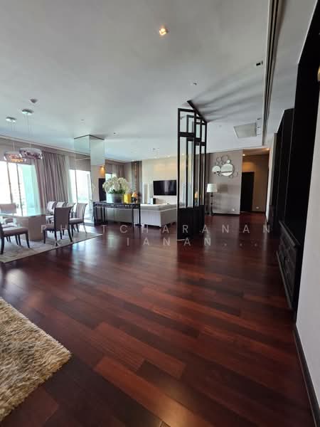 Le Raffine Sukhumvit 39, Bangkok, Soi Sukhumvit 39, Khlong Tan Nua, Watthana, Bangkok, 4 Bedrooms, 480 sqm, Condo For Sale, by Phatcharanan Kittiananchat, 500213877 - DDproperty.com