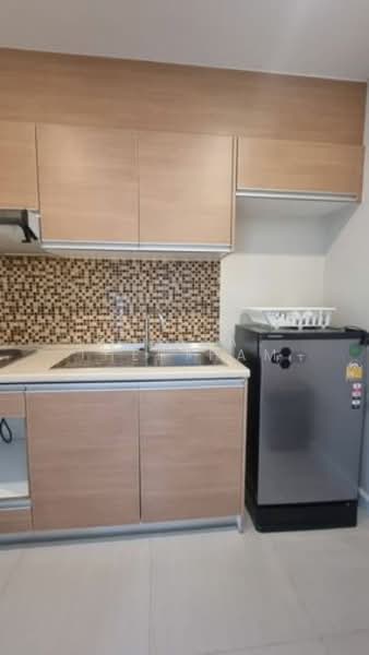 Le Luk Condominium, Bangkok, 1599 291 Sukhumvit Rd, Phra Kanong Nua, Watthana, Bangkok, 1 Bedroom, 39 sqm, Condo For Rent, by Ramita  Theptham, 500213890 - DDproperty.com