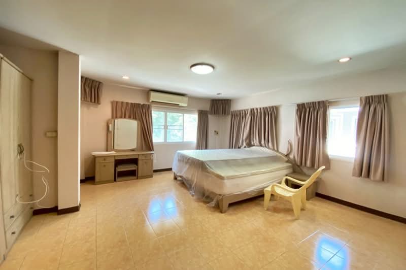 ถนนนวมินทร์ ซอยนวมินทร์ 74 แยก 3-11, Bangkok, นวมินทร์, Ram Inthra, Khan Na Yao, Bangkok, 3 Bedrooms, 150 sqm, Semi-Detached House (Twin House) For Sale, by คุณเมย์, 500213912 - DDproperty.com