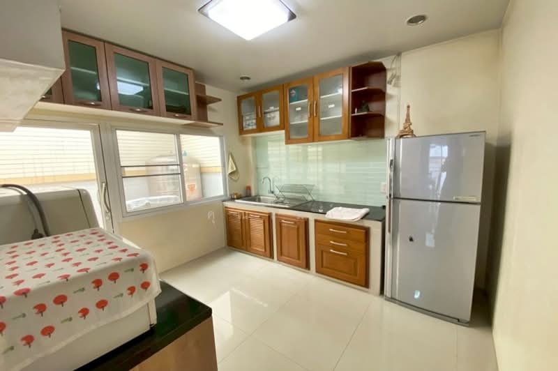 ถนนนวมินทร์ ซอยนวมินทร์ 74 แยก 3-11, Bangkok, นวมินทร์, Ram Inthra, Khan Na Yao, Bangkok, 3 Bedrooms, 150 sqm, Semi-Detached House (Twin House) For Sale, by คุณเมย์, 500213912 - DDproperty.com