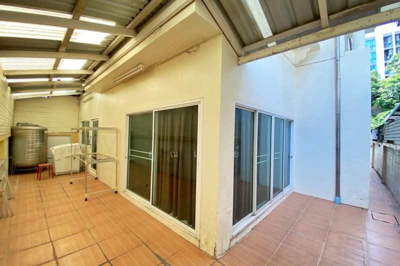 ขาย - ถนนนวมินทร์ ซอยนวมินทร์ 74 แยก 3-11, กรุงเทพ