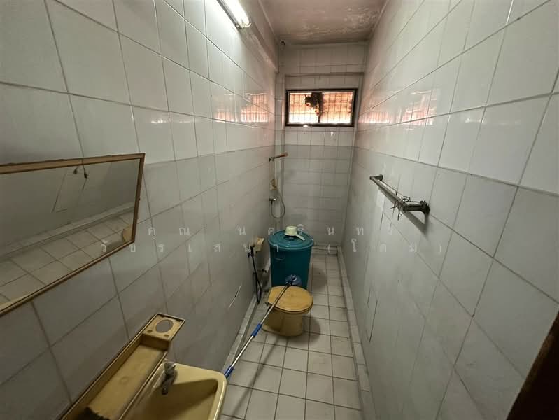 อาคารพาณิชย์ 4.5 ชั้น 21 ตร.ว. อาคารพาณิชย์ ใกล้เมืองทองธานี ซอยแจ้งวัฒนะ-ปากเกร็ด36, Nonthaburi, ถนนแจ้งวัฒนะ, Bang Talat, Pak Kret, Nonthaburi, , 100 sqm, Shophouse For Sale, by คุณ นครินทร์ วัชรเสนา (โดม), 500213919 - DDproperty.com