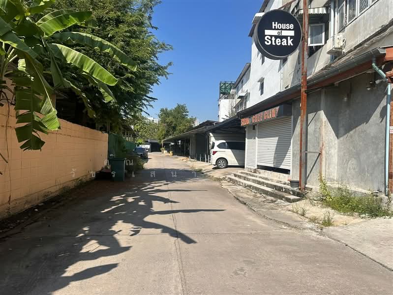 อาคารพาณิชย์ 4.5 ชั้น 21 ตร.ว. อาคารพาณิชย์ ใกล้เมืองทองธานี ซอยแจ้งวัฒนะ-ปากเกร็ด36, นนทบุรี, ถนนแจ้งวัฒนะ, บางตลาด, ปากเกร็ด, นนทบุรี, 100 ตร.ม., ตึกแถว-อาคารพาณิชย์ ขาย, โดย คุณ นครินทร์ วัชรเสนา (โดม), 500213919 - DDproperty.com