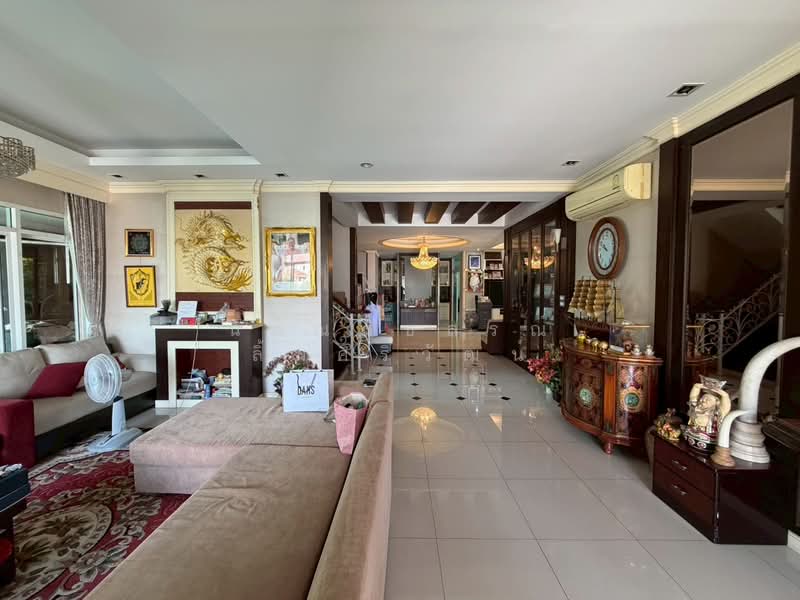 Tanapirom Srinakarin - Wongwaen, Bangkok, Srinakarin Road, Bang Chak, Phra Khanong, Bangkok, 3 Bedrooms, 157 sqm, Townhouse For Sale, by Nannapatsorn Limsiriwat, 500213925 - DDproperty.com