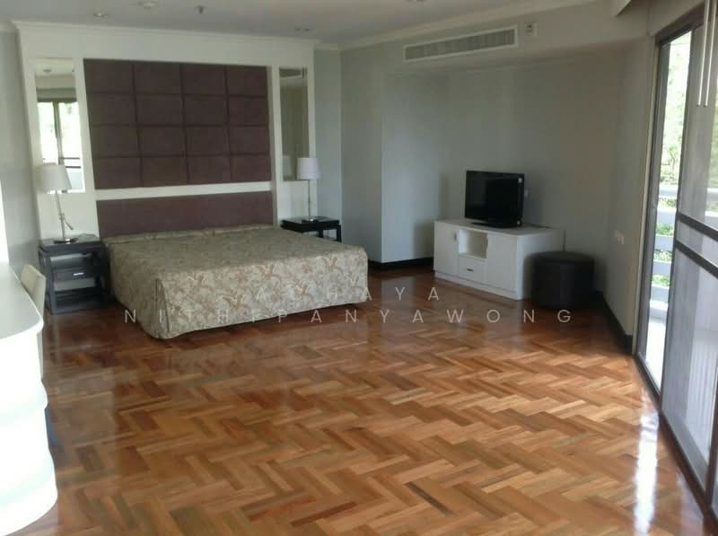 Baan Suanpetch, Bangkok, 18 Soi Sukhumvit 39, Khlong Tan Nua, Watthana, Bangkok, 2 Bedrooms, 133 sqm, Condo For Rent, by Achaya Nithipanyawong, 500213942 - DDproperty.com