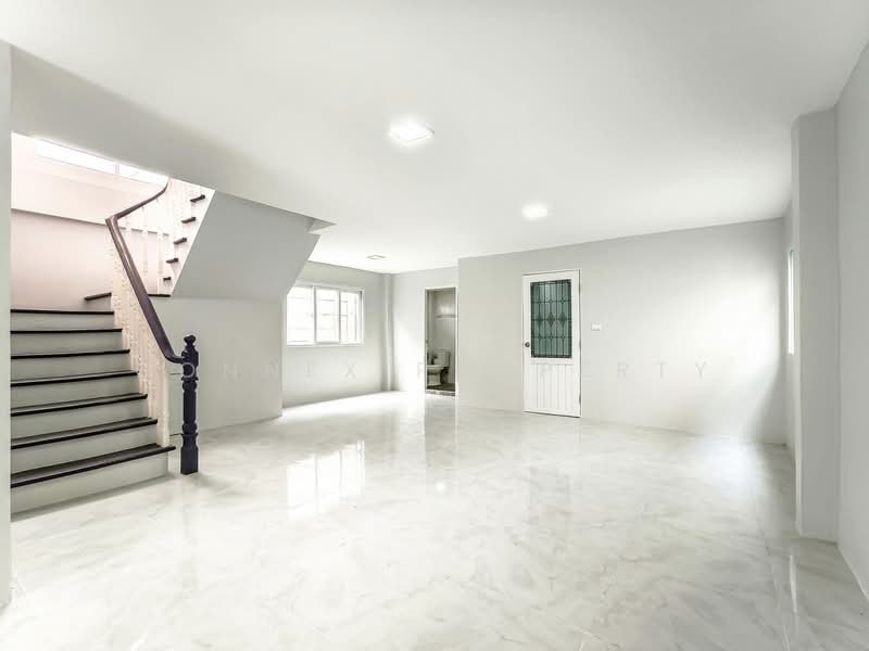 ขาย - อัมพร เทิดราชัน 17, กรุงเทพ