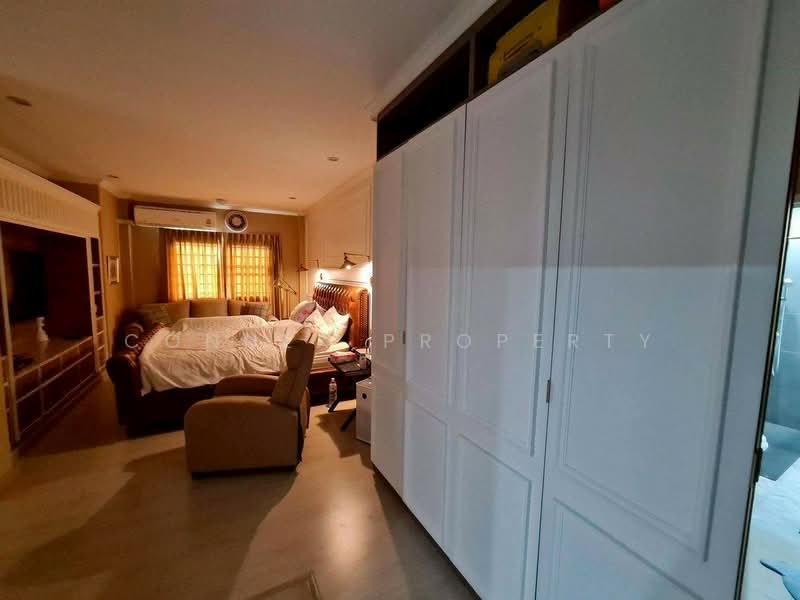 บ้านเดี่ยว 3 ชั้น ลาดพร้าว ซอย 1, กรุงเทพ, -, จอมพล, จตุจักร, กรุงเทพ, 300 ตร.ม., บ้านเดี่ยว ขาย, โดย Connex Property, 500213987 - DDproperty.com