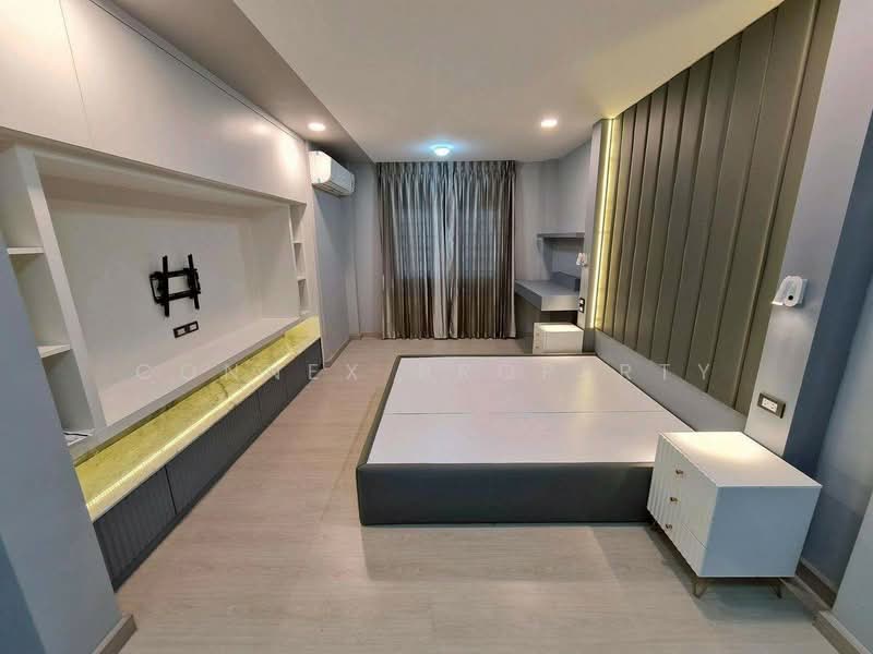 บ้านเดี่ยว 3 ชั้น ลาดพร้าว ซอย 1, กรุงเทพ, -, จอมพล, จตุจักร, กรุงเทพ, 300 ตร.ม., บ้านเดี่ยว ขาย, โดย Connex Property, 500213987 - DDproperty.com