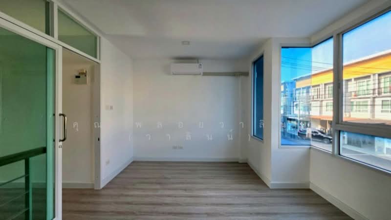 โฮมออฟฟิศ 3 ชั้น หลังมุม 19.7 ตารางวา โครงการอาร์ เค พาร์ค 2 สายไหม, กรุงเทพ, สายไหม, สายไหม, สายไหม, กรุงเทพ, 160 ตร.ม., ทาวน์เฮ้าส์ ขาย, โดย คุณ พลอยวาลินน์ (วาลินน์), 500213993 - DDproperty.com