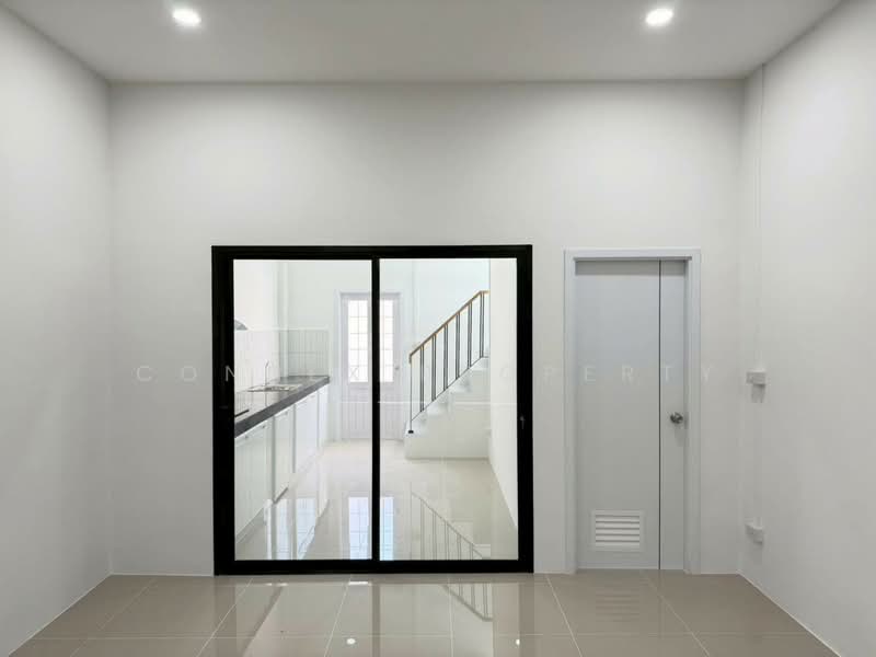 For Sale - 3-storey commercial building , Soi Nonthaburi 46, Nonthaburi