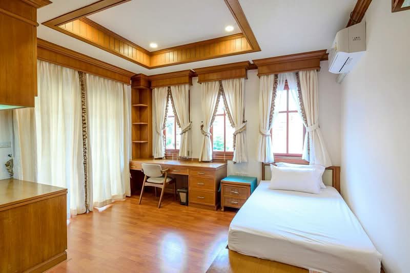 Baan Fah Rim Haad, Chon Buri (Pattaya), Pattaya City, Bang Lamung, Bang Lamung (Pattaya), Chon Buri (Pattaya), 3 Bedrooms, 350 sqm, Single Detached House For Rent, by Philip, 500213999 - DDproperty.com