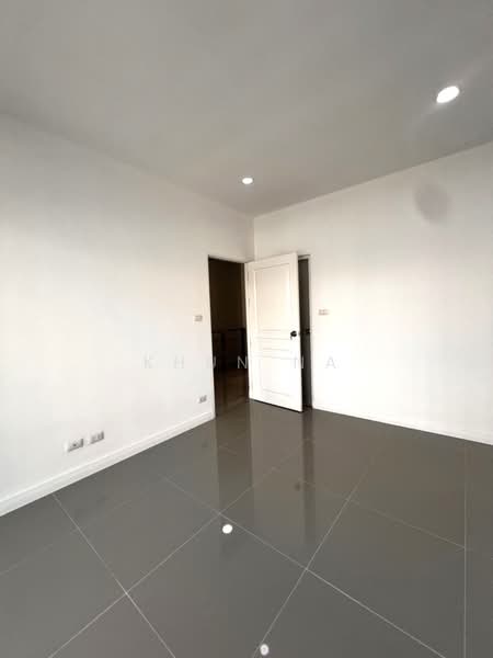 For Sale - The Trop 2 Motorway-Ladkrabang, Bangkok