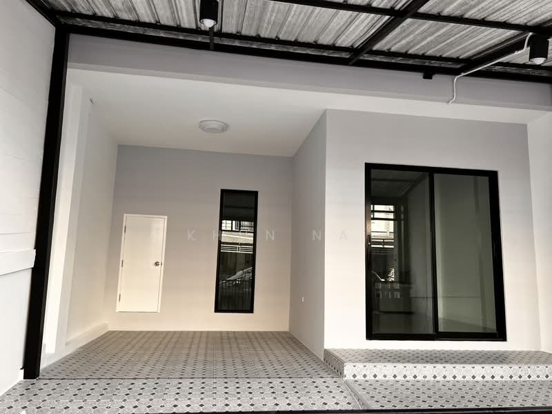 The Trop 2 Motorway-Ladkrabang : เดอะ ทรอป 2 มอเตอร์เวย์-ลาดกระบัง, กรุงเทพ, ถนน ประชาพัฒนา, ทับยาว, ลาดกระบัง, กรุงเทพ, 140 ตร.ม., ทาวน์เฮ้าส์ ขาย, โดย Khun Na, 500214008 - DDproperty.com