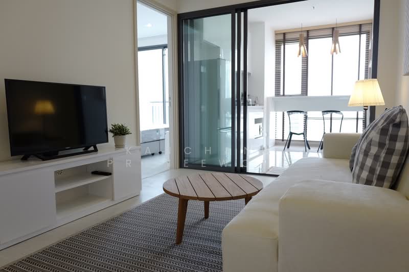 Rhythm Sukhumvit 42, Bangkok, Soi Sukhumvit 42, Sukhumvit Road, Phra Kanong, Khlong Toei, Bangkok, 1 Bedroom, 46 sqm, Condo For Rent, by Kanchana Praneewong, 500214011 - DDproperty.com