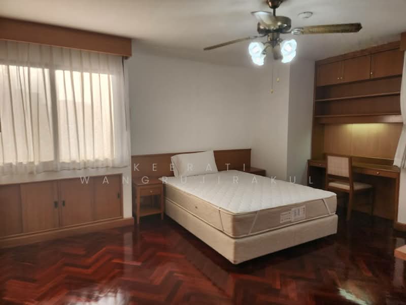 Four Wings Mansion, Bangkok, 32 Soi Sukhumvit 11, Khlongtoei Nua, Watthana, Bangkok, 3 Bedrooms, 240 sqm, Apartment For Rent, by Keerati  Wangrujirakul, 500214038 - DDproperty.com