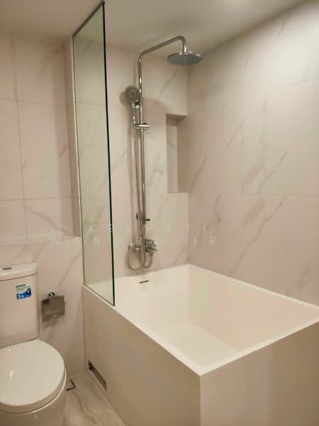 Walden Asoke, Bangkok, 120 12 Sukhumvit Road, Khlongtoei Nua, Watthana, Bangkok, 1 Bedroom, 35 sqm, Condo For Rent, by Keerati  Wangrujirakul, 500214040 - DDproperty.com