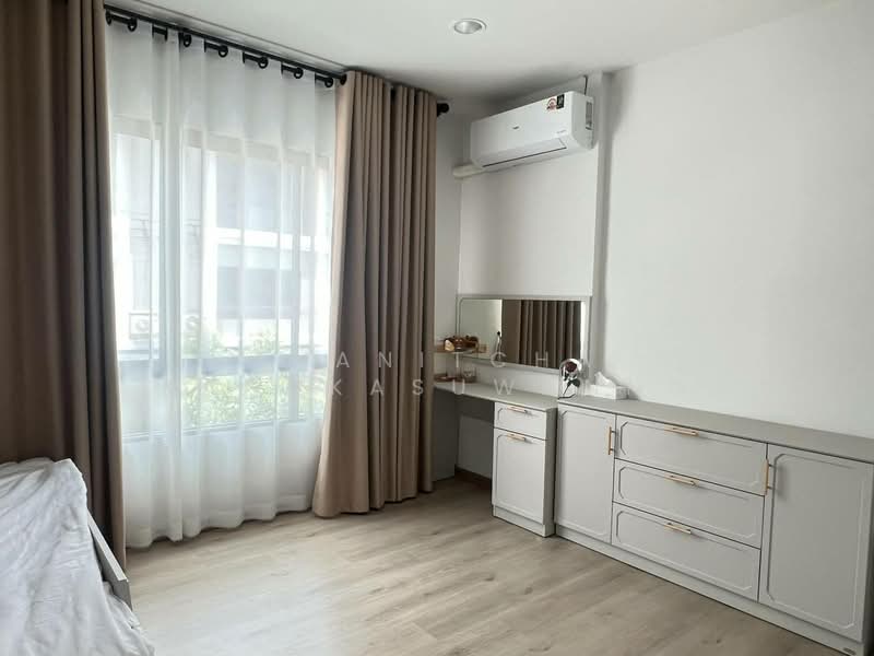 โครงการ พรีเมี่ยมเพลส ( Premium place ) พหลโยธิน-รามอินทรา, Bangkok, Tha Rang, Bang Khen, Bangkok, , 170 sqm, Office Space For Rent, by Thanitcha Kangkasuwanno, 500214048 - DDproperty.com