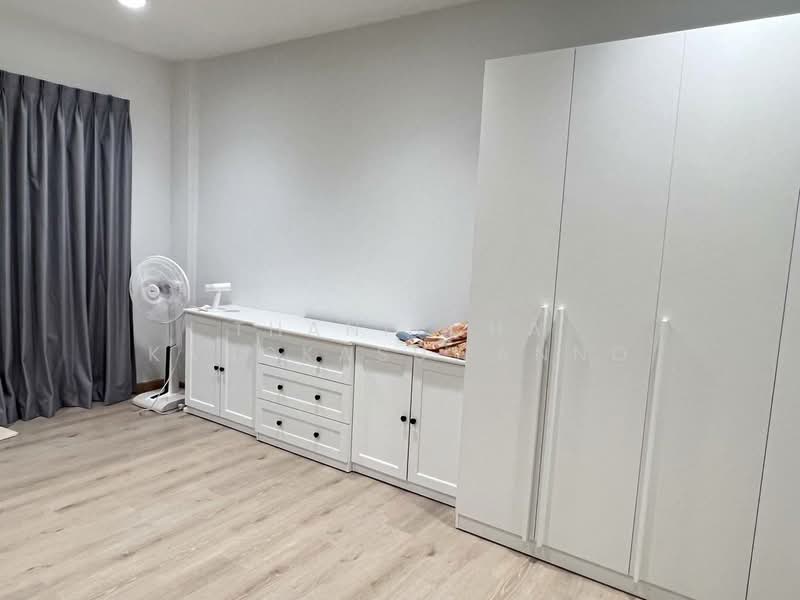 โครงการ พรีเมื่ยมเพลส ( Premiun place ) พหลโยธิน-รามอินทรา, Bangkok, Tha Rang, Bang Khen, Bangkok, , 170 sqm, Office Space For Rent, by Thanitcha Kangkasuwanno, 500214048 - DDproperty.com