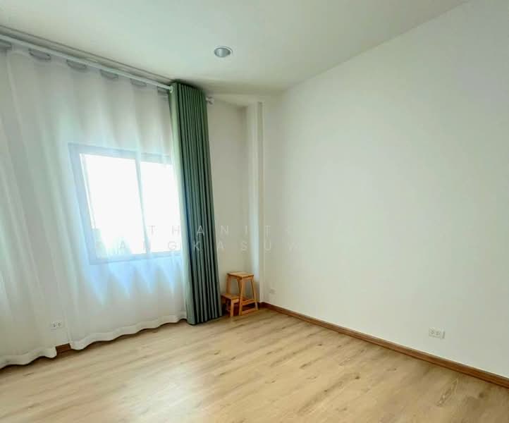 โครงการ พรีเมี่ยมเพลส ( Premium place ) พหลโยธิน-รามอินทรา, Bangkok, Tha Rang, Bang Khen, Bangkok, , 170 sqm, Office Space For Rent, by Thanitcha Kangkasuwanno, 500214048 - DDproperty.com