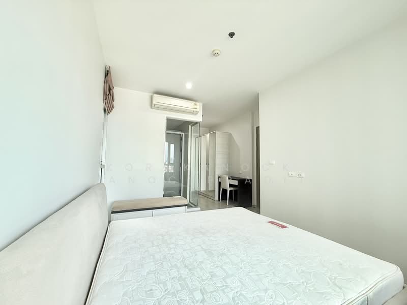 Life Ratchadapisek, Bangkok, 279 Ratchadapisaek Road, Huai Khwang, Huai Khwang, Bangkok, 2 Bedrooms, 56 sqm, Condo For Rent, by Kornkanock Kanockpradit, 500214063 - DDproperty.com