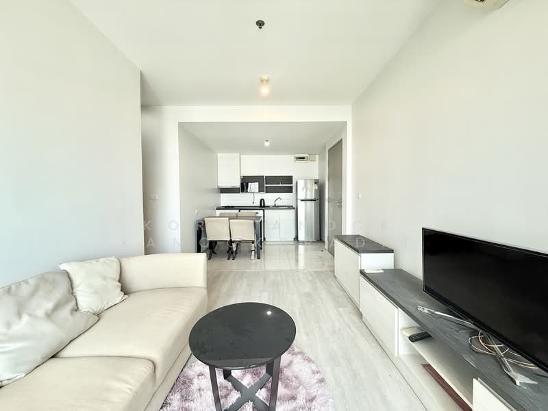 Life Ratchadapisek, Bangkok, 279 Ratchadapisaek Road, Huai Khwang, Huai Khwang, Bangkok, 2 Bedrooms, 56 sqm, Condo For Rent, by Kornkanock Kanockpradit, 500214063 - DDproperty.com