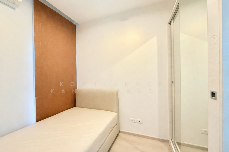 Life Ratchadapisek, Bangkok, 279 Ratchadapisaek Road, Huai Khwang, Huai Khwang, Bangkok, 2 Bedrooms, 56 sqm, Condo For Rent, by Kornkanock Kanockpradit, 500214063 - DDproperty.com