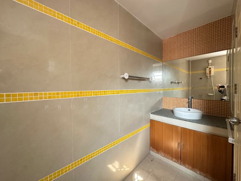 Merit Place Ladprao 87, Bangkok, Soi Ladprao 87, Wang Thonglang, Wang Thonglang, Bangkok, 3 Bedrooms, 229 sqm, Townhouse For Sale, by The Best Property ตั๊กกี้, 500214065 - DDproperty.com