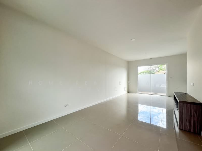 ขาย - The Verona Village Rama 9-New Krungthepkrita : เดอะ เวโรนา วิลเลจ พระราม 9-กรุงเทพกรีฑา, กรุงเทพ