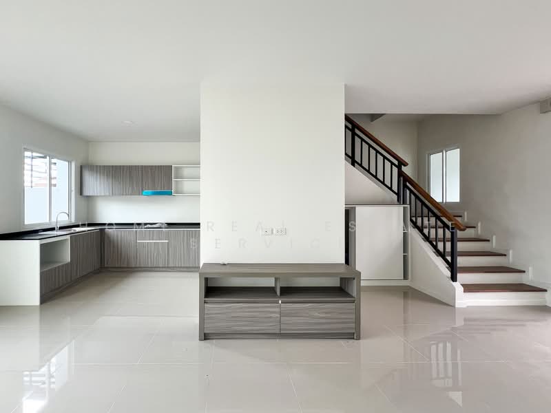 The Verona Village Rama 9-New Krungthepkrita, Bangkok, Patthana Chonabot 3 Road, Khlong Song Ton Nun, Lat Krabang, Bangkok, 3 Bedrooms, 145 sqm, Townhouse For Sale, by HOME Real Estate Service, 500214067 - DDproperty.com