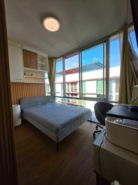 The IRIS Rama 9-Srinakarin, Bangkok, Srinakarin Road, Suan Luang, Suan Luang, Bangkok, 2 Bedrooms, 50 sqm, Condo For Rent, by Isika Tonkham, 500214090 - DDproperty.com