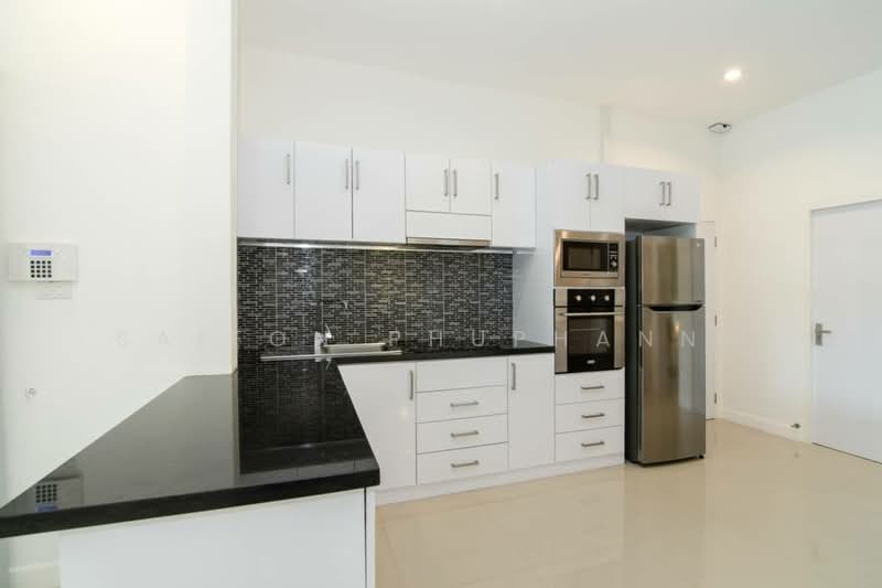 Lee place Pattanakarn Condominium, Bangkok, Pattanakarn 7 Pattanakarn, Prawet, Prawet, Bangkok, 3 Bedrooms, 160 sqm, Villa For Rent, by Saifon Phuphanna, 500214114 - DDproperty.com