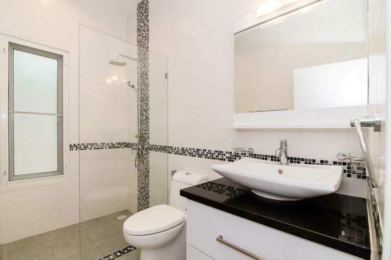 Lee place Pattanakarn Condominium, Bangkok, Pattanakarn 7 Pattanakarn, Prawet, Prawet, Bangkok, 3 Bedrooms, 160 sqm, Villa For Rent, by Saifon Phuphanna, 500214114 - DDproperty.com