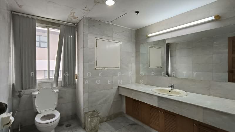 33 Tower, Bangkok, 399 Sukhumvit Road, Khlong Tan Nua, Watthana, Bangkok, 2 Bedrooms, 242 sqm, Condo For Sale, by BANGKOK PROPERTY AGENTS, 500214122 - DDproperty.com