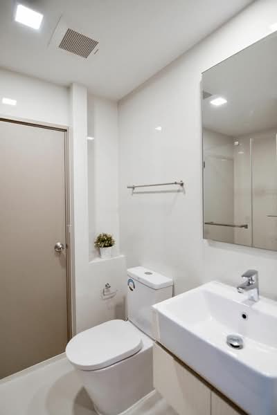 Centric Ratchayothin, Bangkok, 1656 Phahonyothin Rd, Lat Yao, Chatuchak, Bangkok, 1 Bedroom, 35 sqm, Condo For Rent, by Isika Tonkham, 500214152 - DDproperty.com