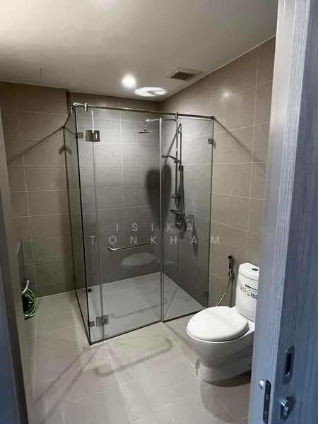 Noble Ploenchit, Bangkok, 1035 Ploenchit Road, Lumphini, Pathum Wan, Bangkok, 2 Bedrooms, 117 sqm, Condo For Rent, by Isika Tonkham, 500214183 - DDproperty.com