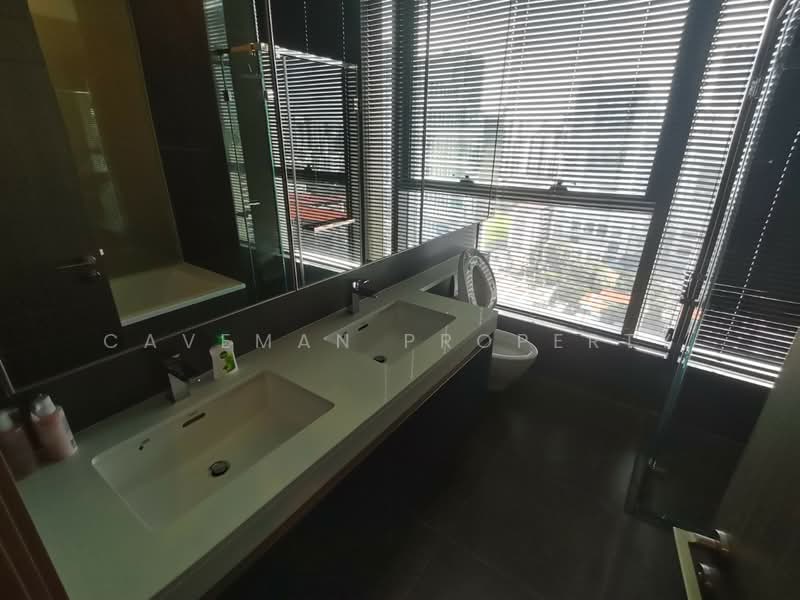 The Esse at Singha Complex : ดิ เอส แอท สิงห์ คอมเพล็กซ์, กรุงเทพ, 1788 ถนนเพชรบุรีตัดใหม่, คลองเตยเหนือ, วัฒนา, กรุงเทพ, 75 ตร.ม., คอนโด ให้เช่า, โดย caveman property, 500214209 - DDproperty.com