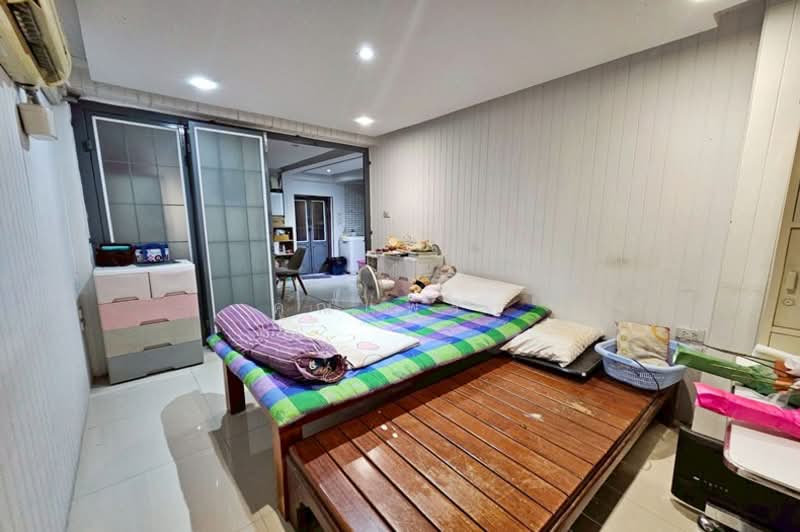 ถนนประดิพัทธิ์ ซอยประดิพัทธิ์ 1, Bangkok, ประดิพัทธิ์, Phaya Thai, Phaya Thai, Bangkok, 4 Bedrooms, 140 sqm, Townhouse For Sale, by คุณแพรว, 500214214 - DDproperty.com