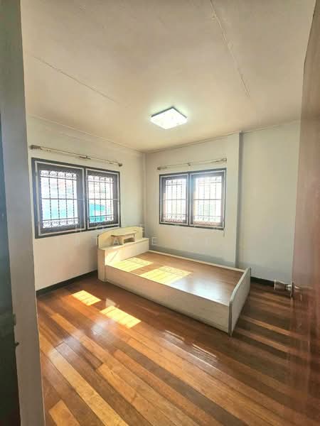 Townhouse Ladprao 87, Bangkok, Khlong Chaokhun Sing, Wang Thonglang, Bangkok, 3 Bedrooms, 200 sqm, Townhouse For Sale, by HOME Real Estate Service, 500214228 - DDproperty.com