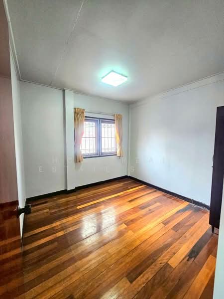 Townhouse Ladprao 87, Bangkok, Khlong Chaokhun Sing, Wang Thonglang, Bangkok, 3 Bedrooms, 200 sqm, Townhouse For Sale, by HOME Real Estate Service, 500214228 - DDproperty.com