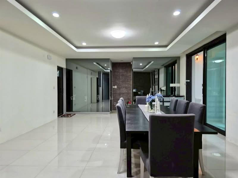 บ้านเดี่ยว 3 ชั้น 176 ตร.ว. บ้านเดี่ยว ซอยรามอินทรา65 แยก2-6 ถนนรามอินทรา, กรุงเทพ, ถนนรามอินทรา, ท่าแร้ง, บางเขน, กรุงเทพ, 750 ตร.ม., บ้านเดี่ยว ขาย, โดย คุณ ณัฐสิน ตรีเพ็ชร (คิริน), 500214229 - DDproperty.com