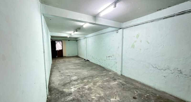 For Sale - อาคารพาณิชย์ 2 ชั้น 2 คูหาติดกัน (หลังมุม) ซอยพหลโยธิน 62, Pathum Thani