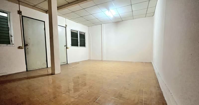 For Sale - อาคารพาณิชย์ 2 ชั้น 2 คูหาติดกัน (หลังมุม) ซอยพหลโยธิน 62, Pathum Thani