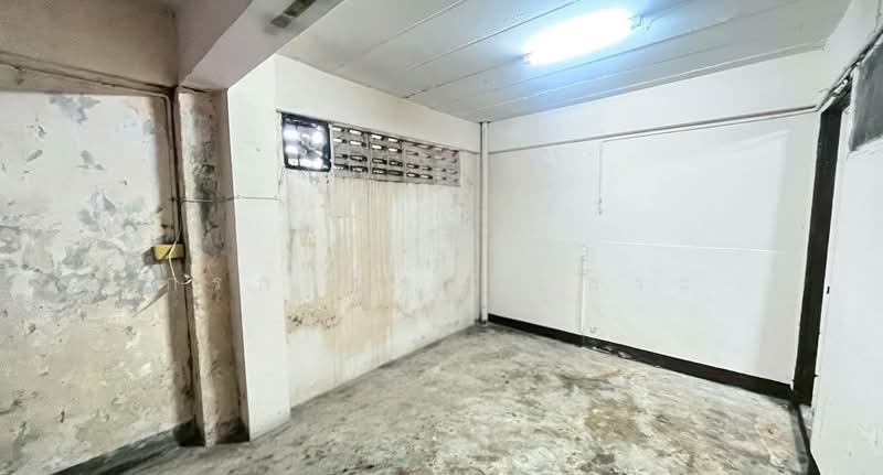 For Sale - อาคารพาณิชย์ 2 ชั้น 2 คูหาติดกัน (หลังมุม) ซอยพหลโยธิน 62, Pathum Thani