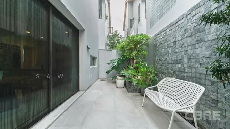 Private Nirvana Residence North-East, Bangkok, Soi Yothin Phatthana 11 Yak 7, Khlong Chan, Bang Kapi, Bangkok, 3 Bedrooms, 430 sqm, Single Detached House For Rent, by Sawitri Posawat, 500214237 - DDproperty.com