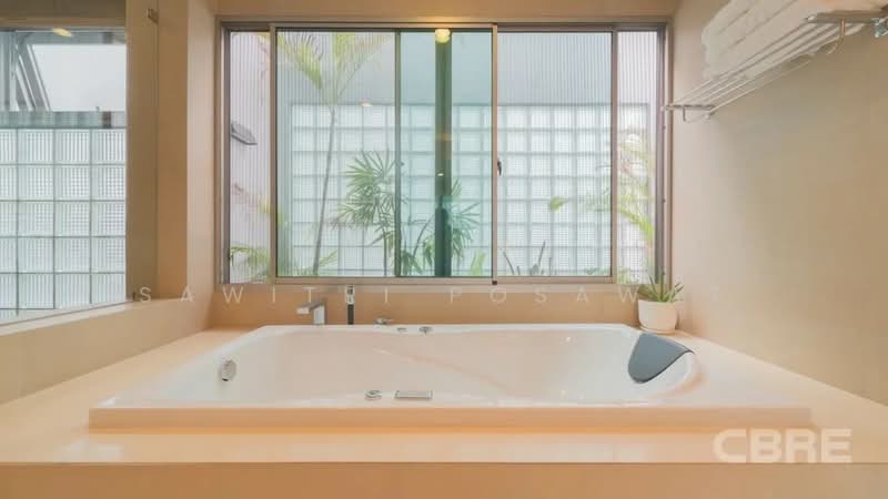 Private Nirvana Residence North-East, Bangkok, Soi Yothin Phatthana 11 Yak 7, Khlong Chan, Bang Kapi, Bangkok, 3 Bedrooms, 430 sqm, Single Detached House For Rent, by Sawitri Posawat, 500214237 - DDproperty.com