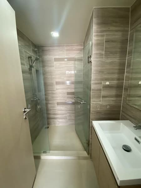 Maestro 03 Ratchada-Rama 9, Bangkok, Soi Ratchadaphisek 3 Ratchadaphisek Road, Din Daeng, Din Daeng, Bangkok, 1 Bedroom, 30 sqm, Condo For Rent, by วรกร สิทธิลู่ตระกูล, 500214251 - DDproperty.com