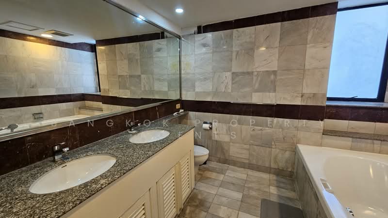 President Park Sukhumvit 24, Bangkok, 99 Sukhumvit 24 Alley, Khlongtoei Nua, Watthana, Bangkok, 3 Bedrooms, 260 sqm, Condo For Rent, by BANGKOK PROPERTY AGENTS, 500214296 - DDproperty.com