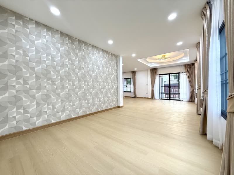 หมู่บ้านทิพธนา เพชรเกษม 55, Bangkok, Bang Khae, Bang Khae, Bangkok, 4 Bedrooms, 250 sqm, Single Detached House For Sale, by Parinya Ingkasuwanakul, 500214303 - DDproperty.com