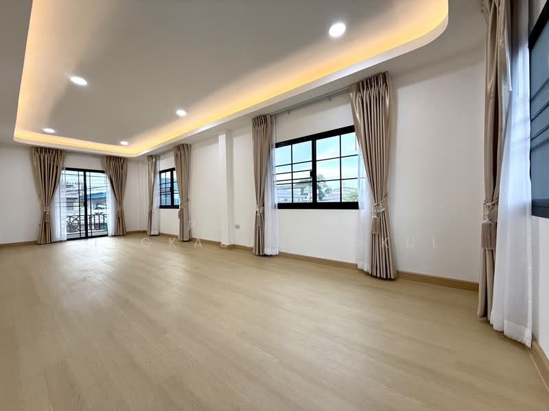 หมู่บ้านทิพธนา เพชรเกษม 55, Bangkok, Bang Khae, Bang Khae, Bangkok, 4 Bedrooms, 250 sqm, Single Detached House For Sale, by Parinya Ingkasuwanakul, 500214303 - DDproperty.com