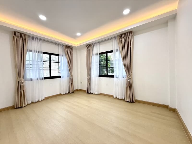 ขาย - หมู่บ้านทิพธนา เพชรเกษม 55, กรุงเทพ